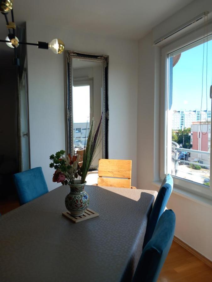 Apartment Inna With Free Garage Parking Zadar Exterior foto